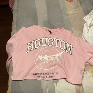 H&M Cropped NASA Tee